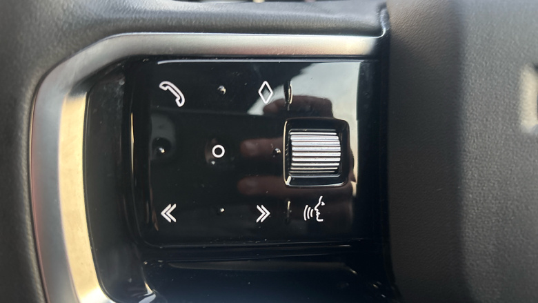 Land Rover Range Rover Evoque 2.0 D200 R-Dynamic SE 5dr Auto Diesel Hatchback